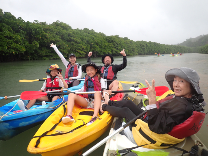 慶佐次川マングローブカヌーツアー(８月２４日)