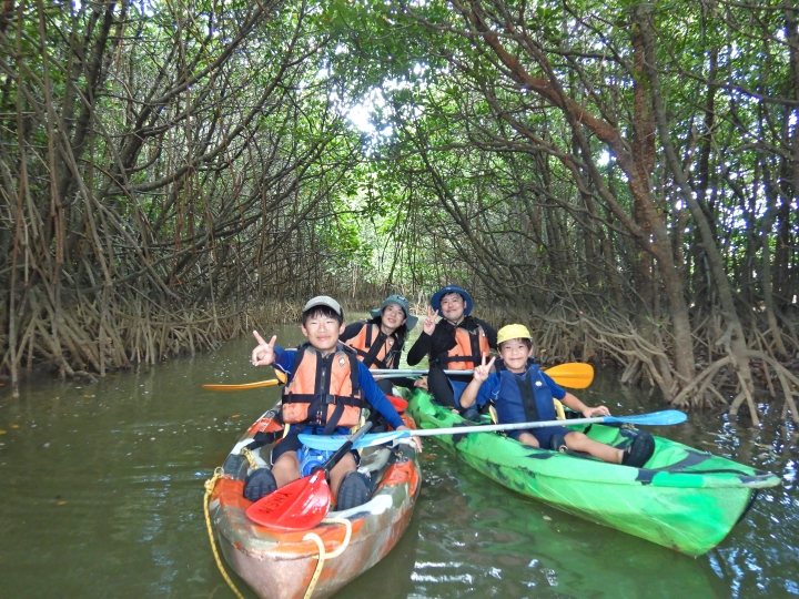 慶佐次川マングローブカヌーツアー(８月２０日)