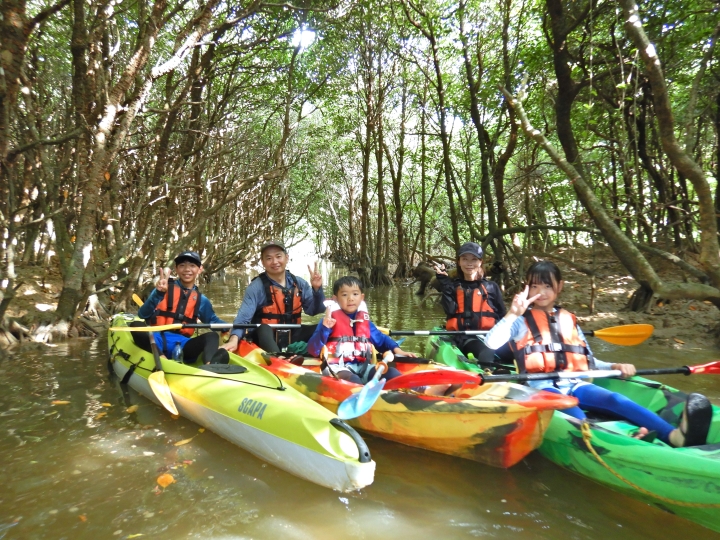 慶佐次川マングローブカヌーツアー(８月２３日)