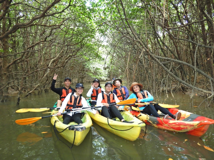 慶佐次川マングローブカヌーツアー(８月１４日)